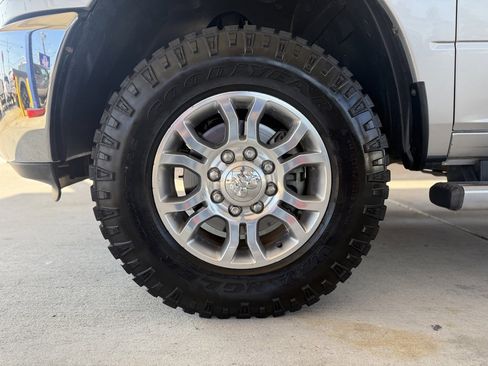 Used 2013 RAM 2500 Tradesman w/ Chrome Appearance Group image 12