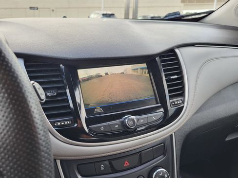Used 2018 Chevrolet Trax LS w/ LPO, Cargo Package FWD image 26