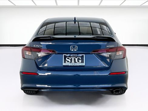 Used 2025 Honda Civic Sport image 5