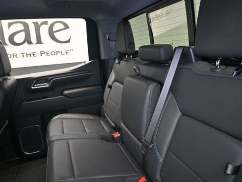 Used 2023 GMC Sierra 1500 SLT w/ SLT Premium Plus Package AWD/4WD image 20
