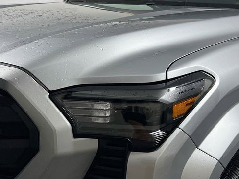 Used 2024 Toyota Tacoma SR5 image 11