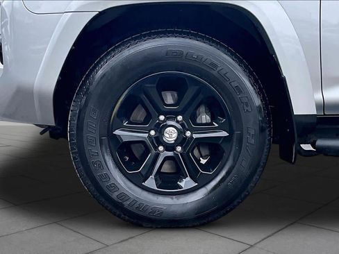 Used 2024 Toyota 4Runner SR5 RWD image 10