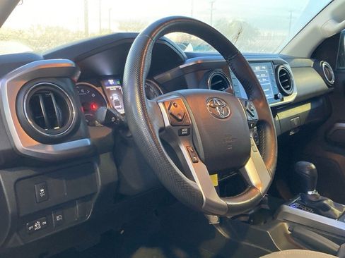 Certified 2023 Toyota Tacoma SR5 image 9