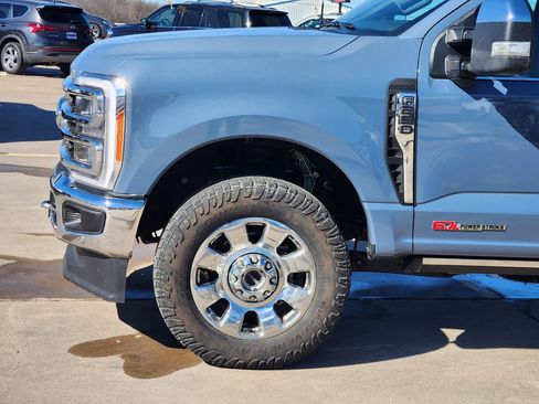 Used 2023 Ford F250 King Ranch w/ Chrome Package image 9