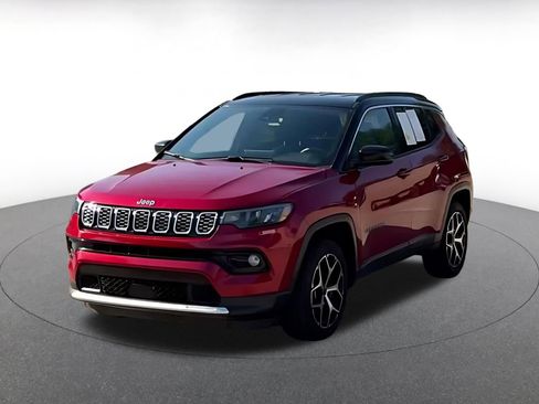 Used 2025 Jeep Compass Limited AWD/4WD image 7