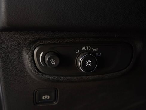 Used 2020 GMC Terrain SLE image 14