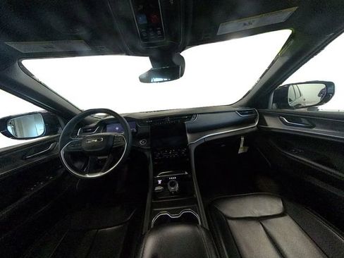 Used 2024 Jeep Grand Cherokee L Limited w/ Luxury Tech Group II image 35