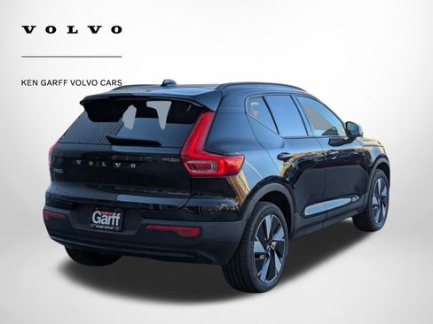 New 2025 Volvo EX40 Core w/ Climate Package image 3