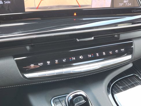 Used 2023 Cadillac Escalade Sport w/ LPO, ONYX Package RWD image 18