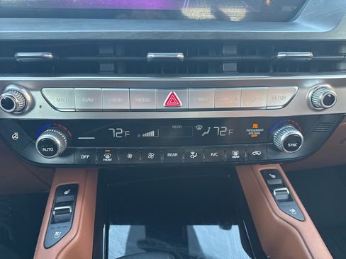 Used 2023 Kia Telluride EX X-Line image 12