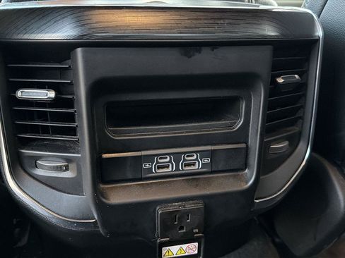 Used 2024 RAM 1500 Laramie RWD image 11