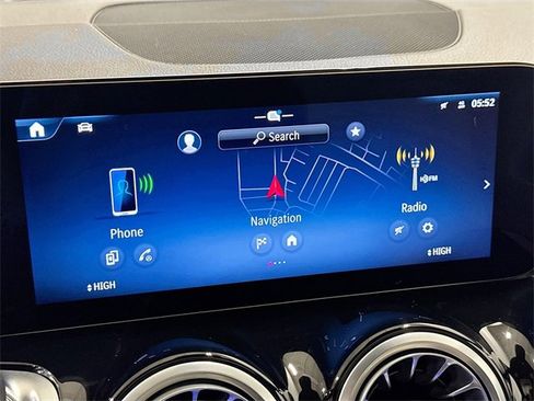 Certified 2025 Mercedes-Benz GLB 250 4MATIC image 15