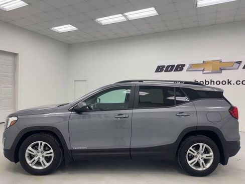 Used 2021 GMC Terrain SLE w/ Driver Convenience Package image 8