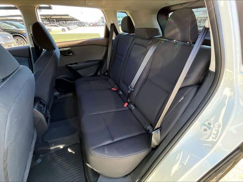 Certified 2023 Nissan Rogue S image 16