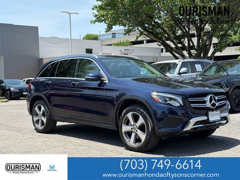 Used 2019 Mercedes-Benz GLC 300 4MATIC image 1