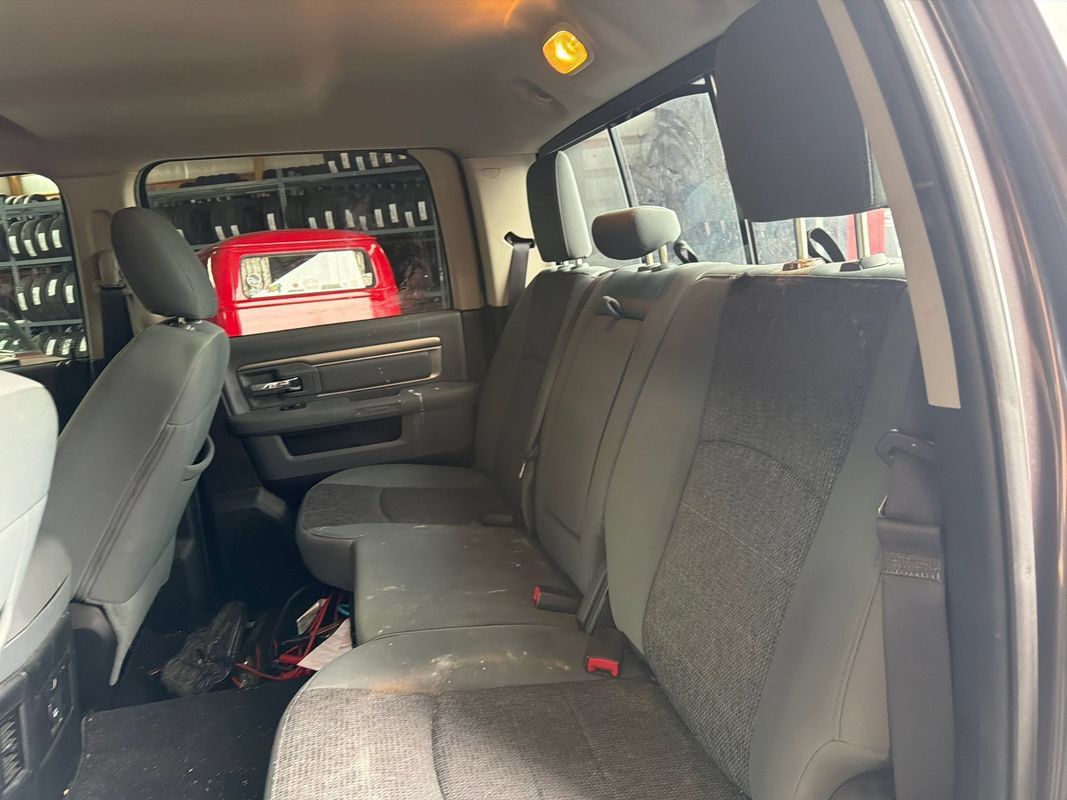 Used 2015 RAM 1500 Lone Star AWD/4WD image 12