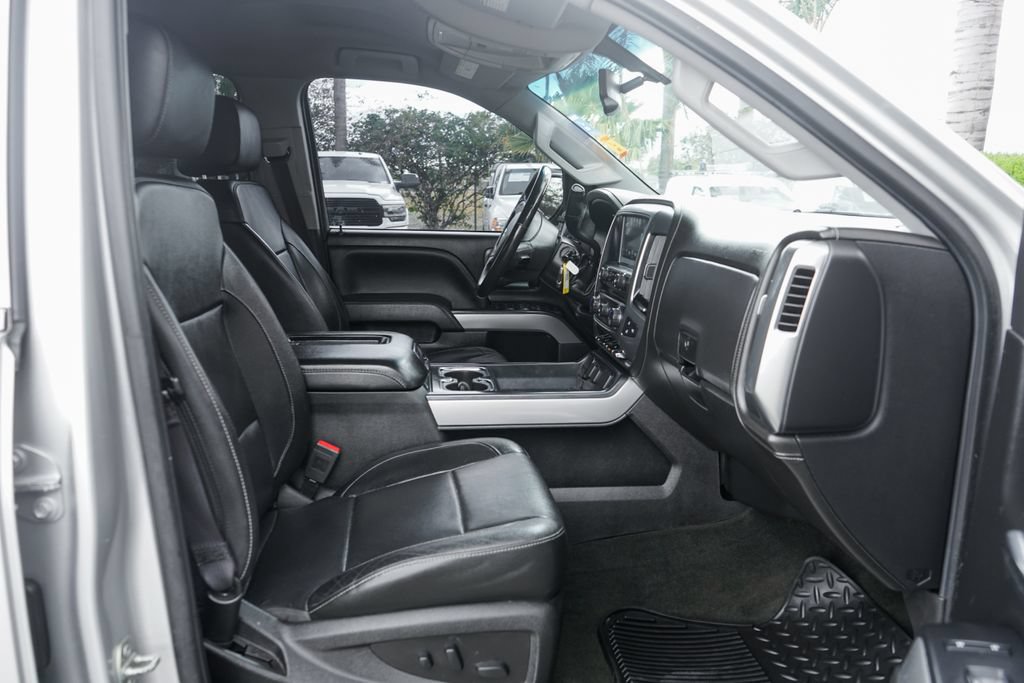 Used 2017 Chevrolet Silverado 1500 LTZ Z71 w/ LTZ Plus Package AWD/4WD image 40