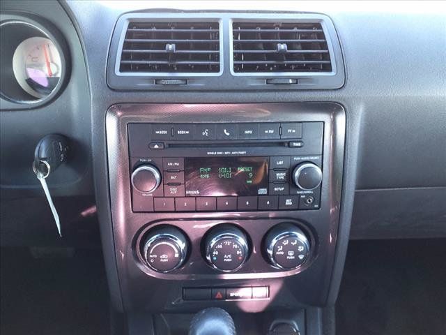 Used 2014 Dodge Challenger SXT w/ Super Sport Group (SS/T) RWD image 18
