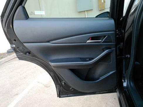 Used 2025 MAZDA CX-30 AWD 2.5 S w/ Preferred Package image 17