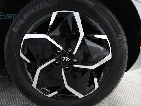 Used 2024 Hyundai Ioniq 5 Limited RWD image 9