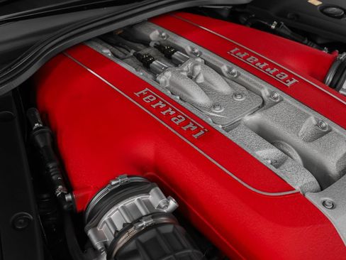 Certified 2018 Ferrari 812 Superfast RWD image 18