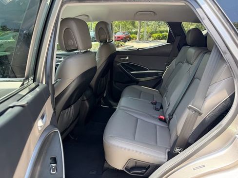 Used 2018 Hyundai Santa Fe Sport FWD image 13