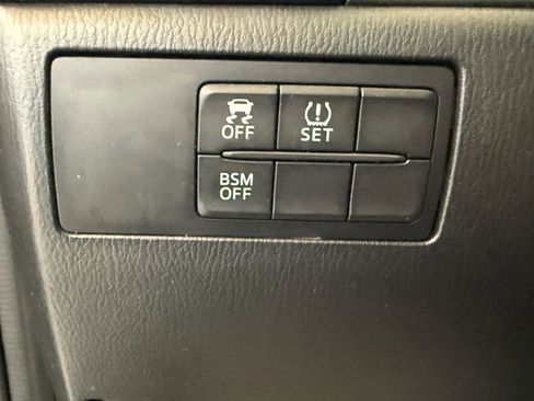 Used 2014 MAZDA MAZDA3 i Touring FWD image 22