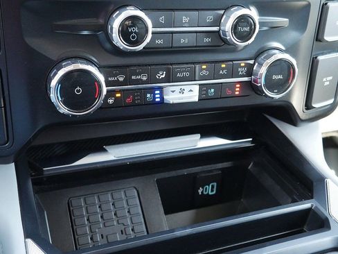 Used 2024 Ford F350 Limited image 48