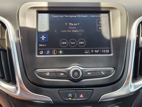 Used 2024 Chevrolet Equinox LT w/ LPO, Floor Liner Package FWD image 16