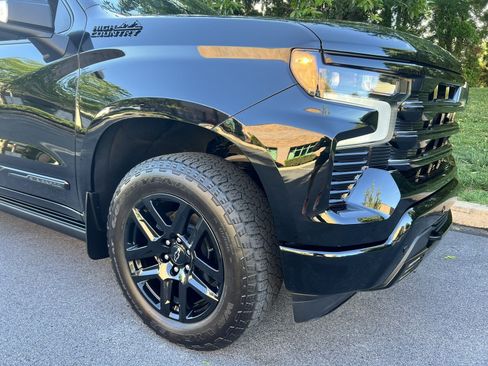 Used 2024 Chevrolet Silverado 1500 High Country w/ Midnight Edition AWD/4WD image 69