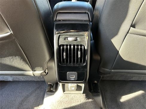 Used 2024 Jeep Compass Limited image 13