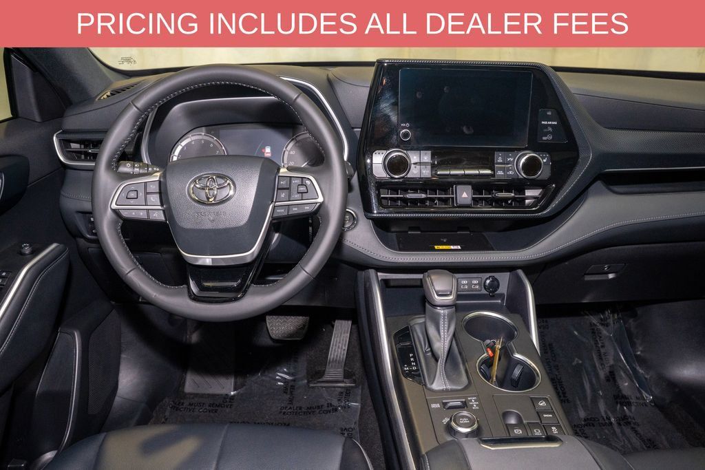 Used 2023 Toyota Highlander XSE AWD/4WD image 7