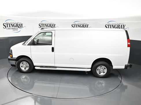 Used 2024 Chevrolet Express 2500 w/ Driver Convenience Package RWD image 24