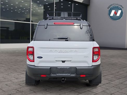 Used 2021 Ford Bronco Sport Outer Banks w/ Outer Banks Package image 4