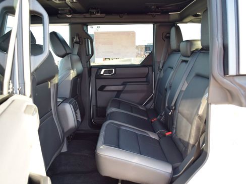 New 2026 Ford Bronco Outer Banks image 20