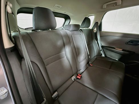 Used 2023 Nissan Rogue S AWD/4WD image 24
