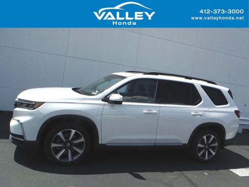 Used 2024 Honda Pilot Elite image 2