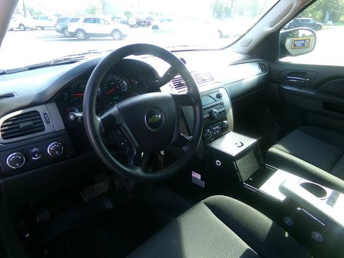 Used 2012 Chevrolet Tahoe 4WD w/ Skid Plate Package image 18