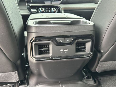 Used 2025 GMC Sierra 1500 AT4 w/ AT4 Premium Package AWD/4WD image 22