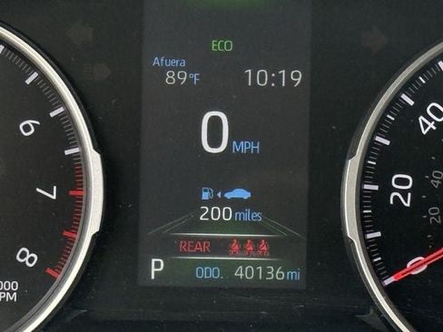 Used 2022 Toyota RAV4 XLE Premium FWD image 16