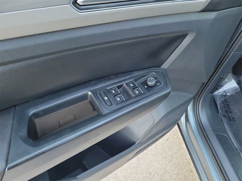 Used 2019 Volkswagen Atlas SE image 15