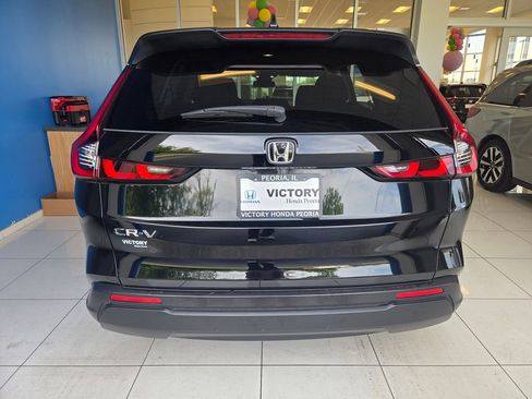 Certified 2025 Honda CR-V EX image 6