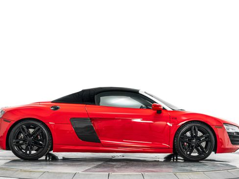 Used 2014 Audi R8 V10 image 18