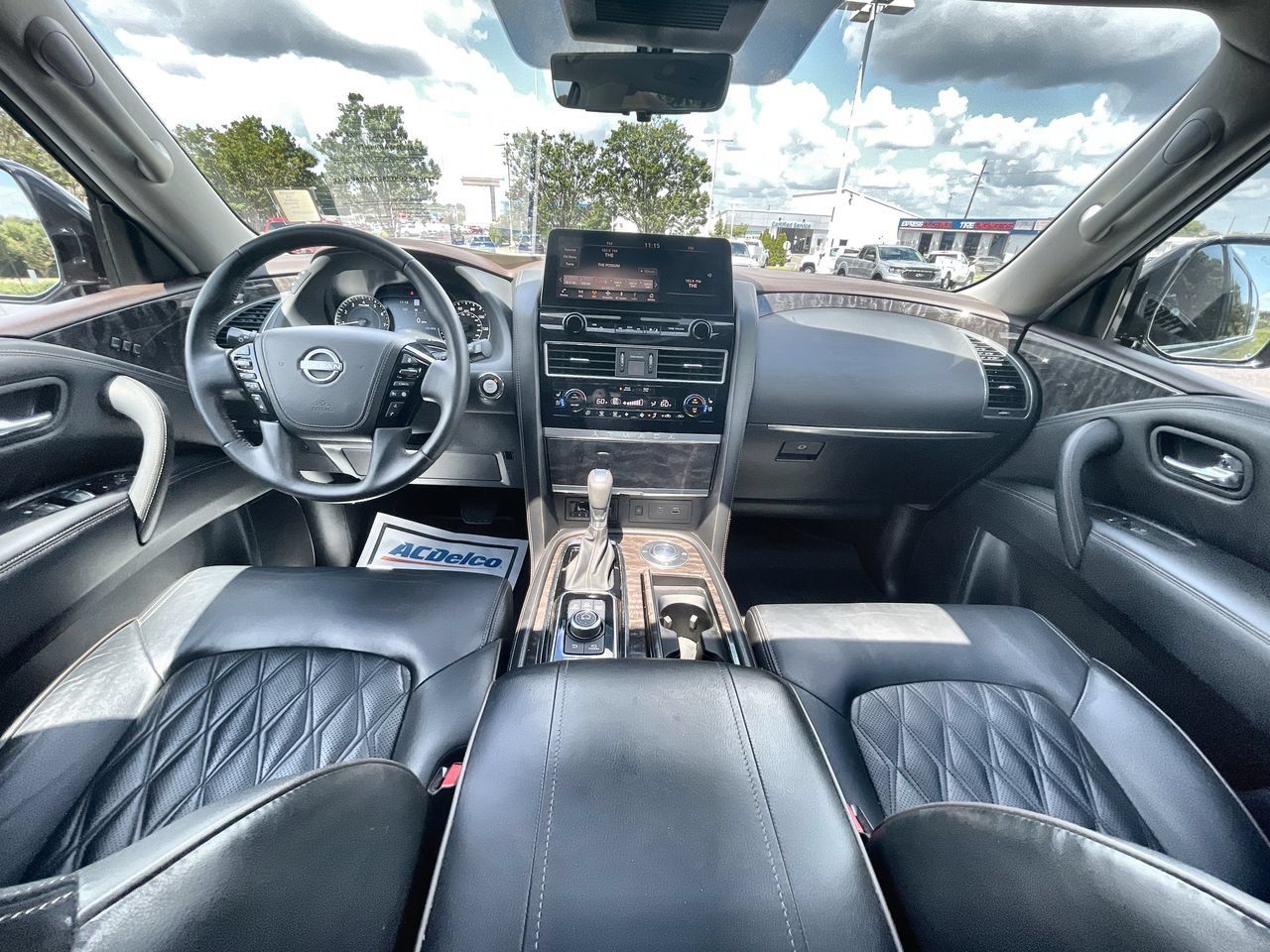 Used 2023 Nissan Armada Platinum w/ Captain's Chairs Package RWD image 21