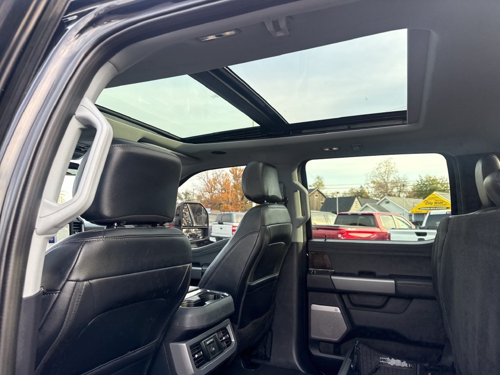 Used 2025 Ford F450 Lariat w/ Lariat Ultimate Package AWD/4WD image 17