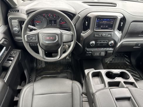 Used 2022 GMC Sierra 3500 Pro w/ Convenience Package RWD image 17