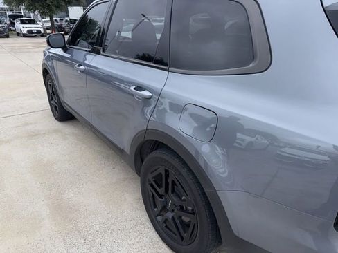 Certified 2024 Kia Telluride SX Prestige X-Line AWD/4WD image 8