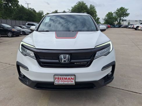 Used 2021 Honda Pilot Black Edition image 9