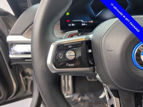 Used 2023 BMW i7 xDrive60 image 20