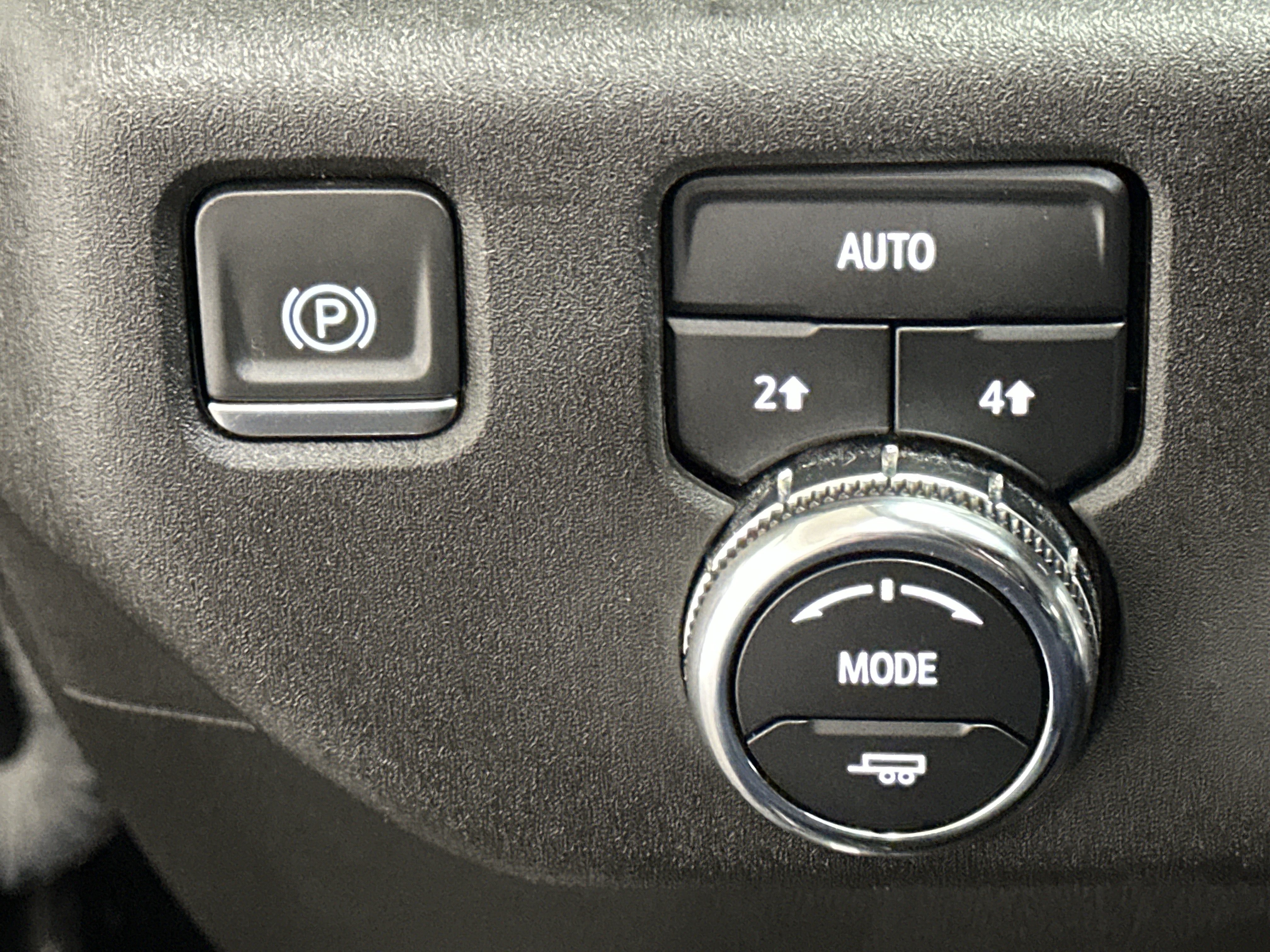 Used 2024 GMC Sierra 1500 Elevation w/ Max Trailering Package AWD/4WD image 38